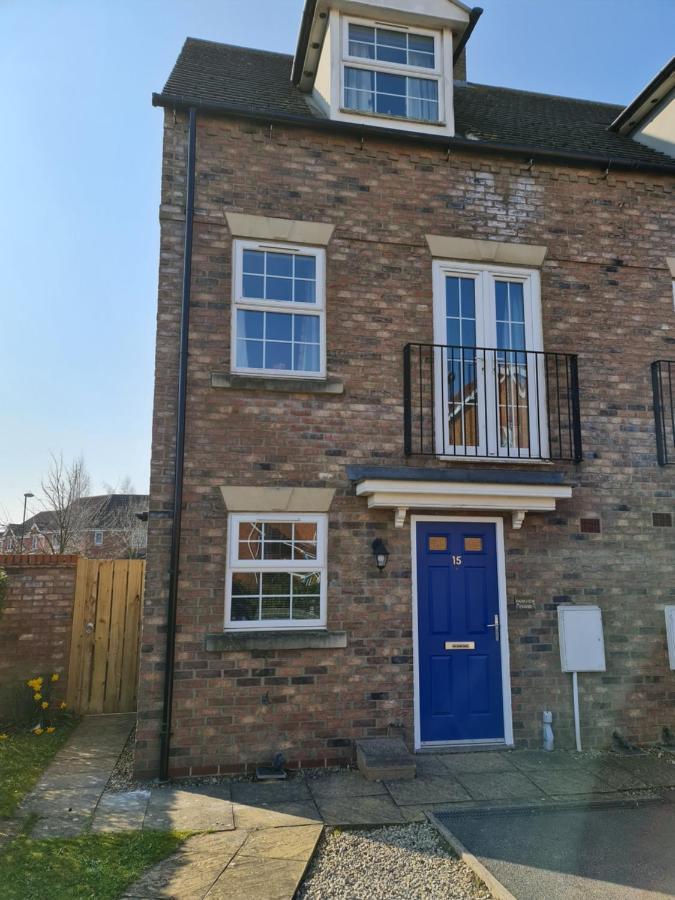 Park View Chase Villa York Exterior photo